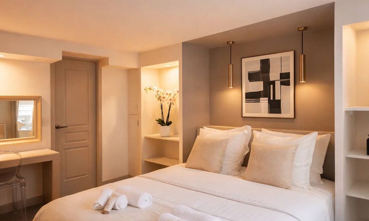 Val-de-Grace Apartment | 1532 Mouffetard