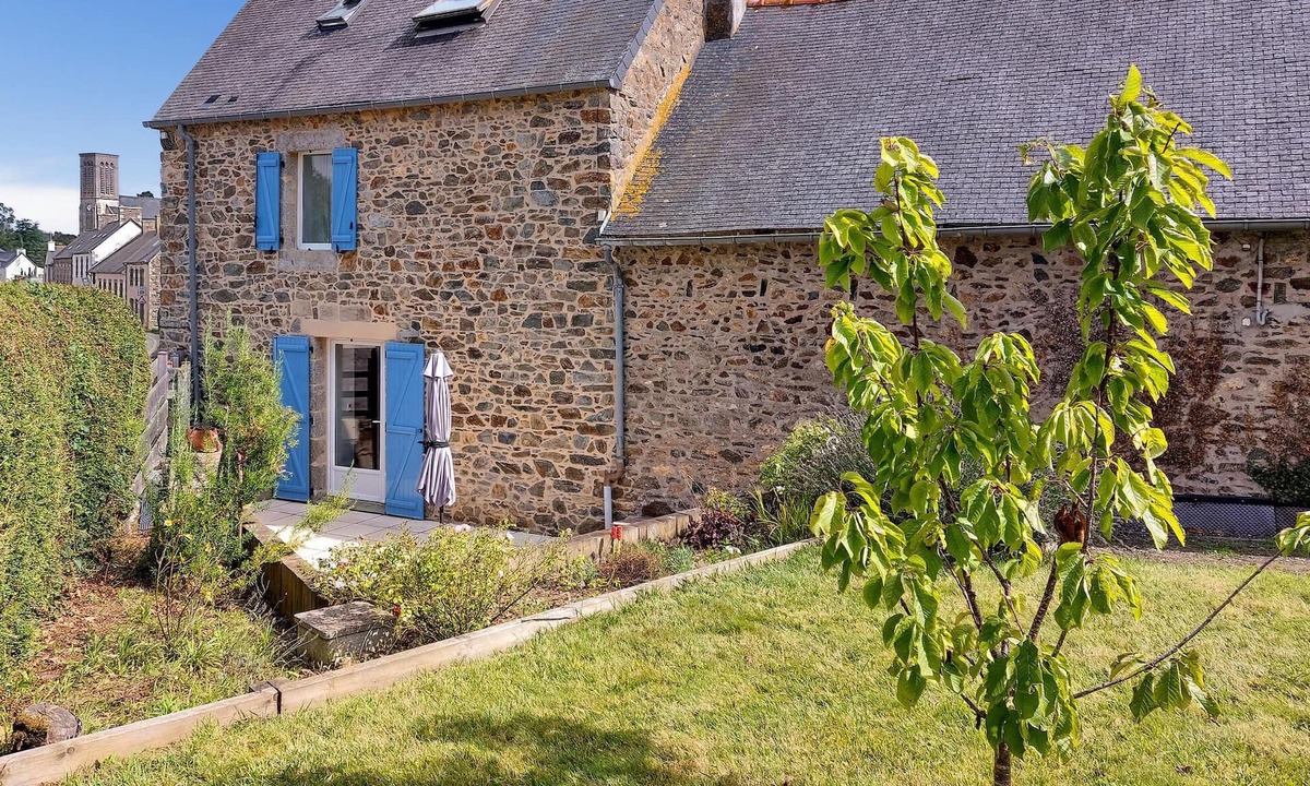 Saint-Clet House | 2 bedroom nice home in Saint-Clet