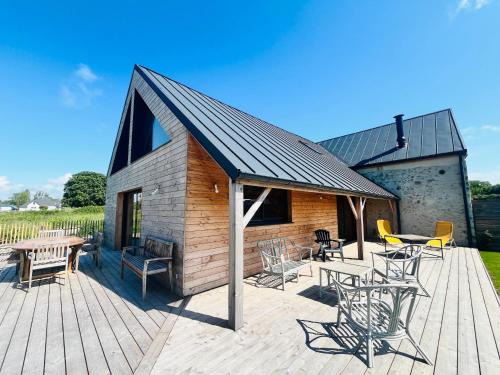 Gouville-sur-Mer House | 2 houses for a large family or group