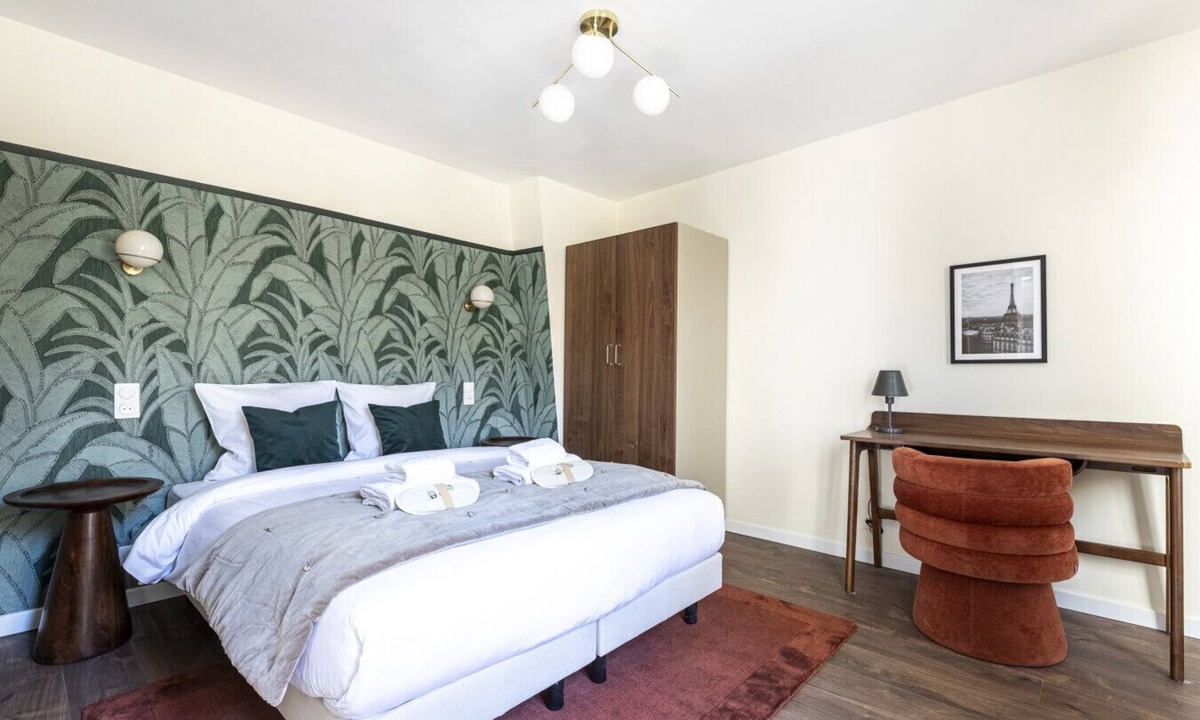 Notre-Dame-des-Champs Apartment | 2D.Studio Jardin Luxembourg Bon Marché Necker