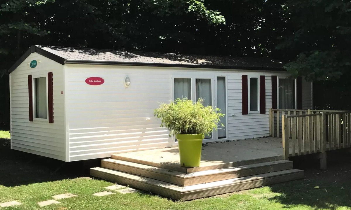Saint-Martin-du-Vieux-Belleme House | 3-bedroom mobile home - 2 bathrooms - sleeps 6