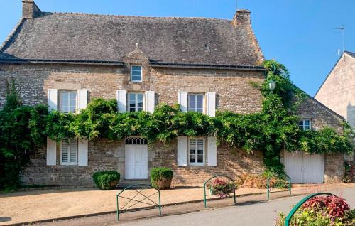 Tredion House | 3 Bedroom Amazing Home In Trédion