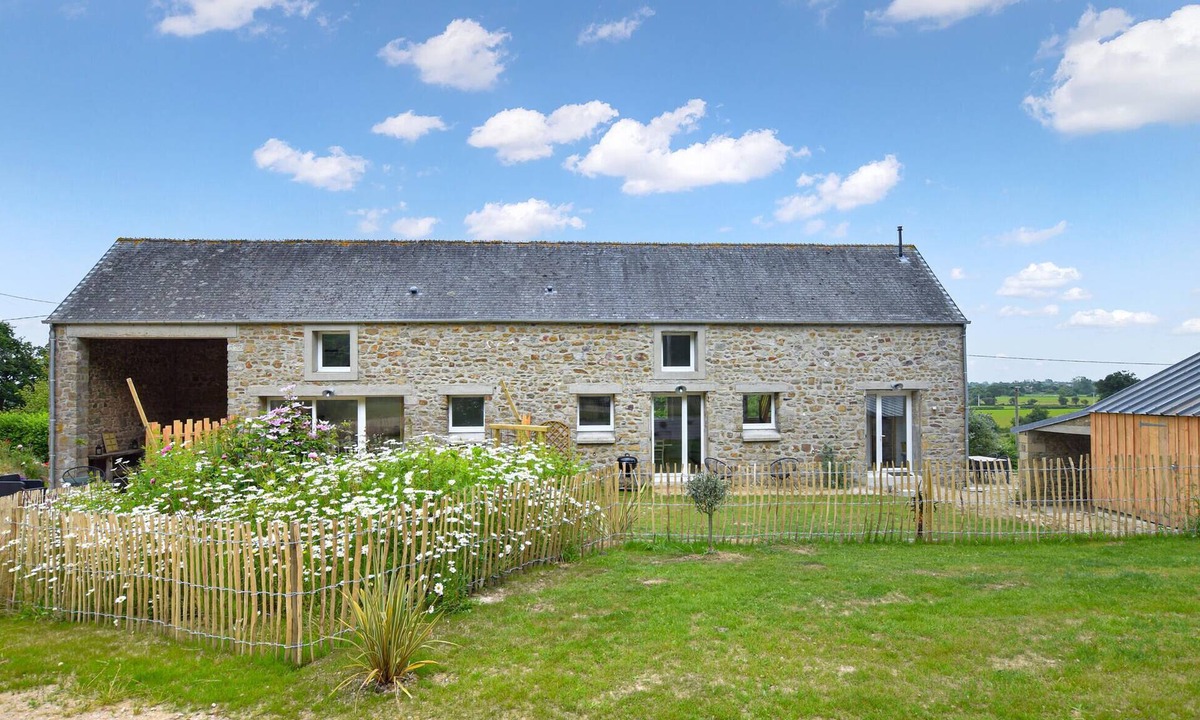 La Pernelle House | 3 bedroom lovely home in La Pernelle
