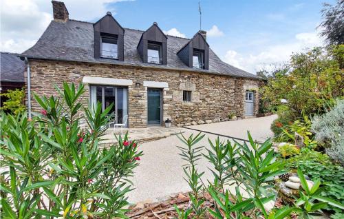 Lanouee House | 3 Bedroom Lovely Home In Lanouee