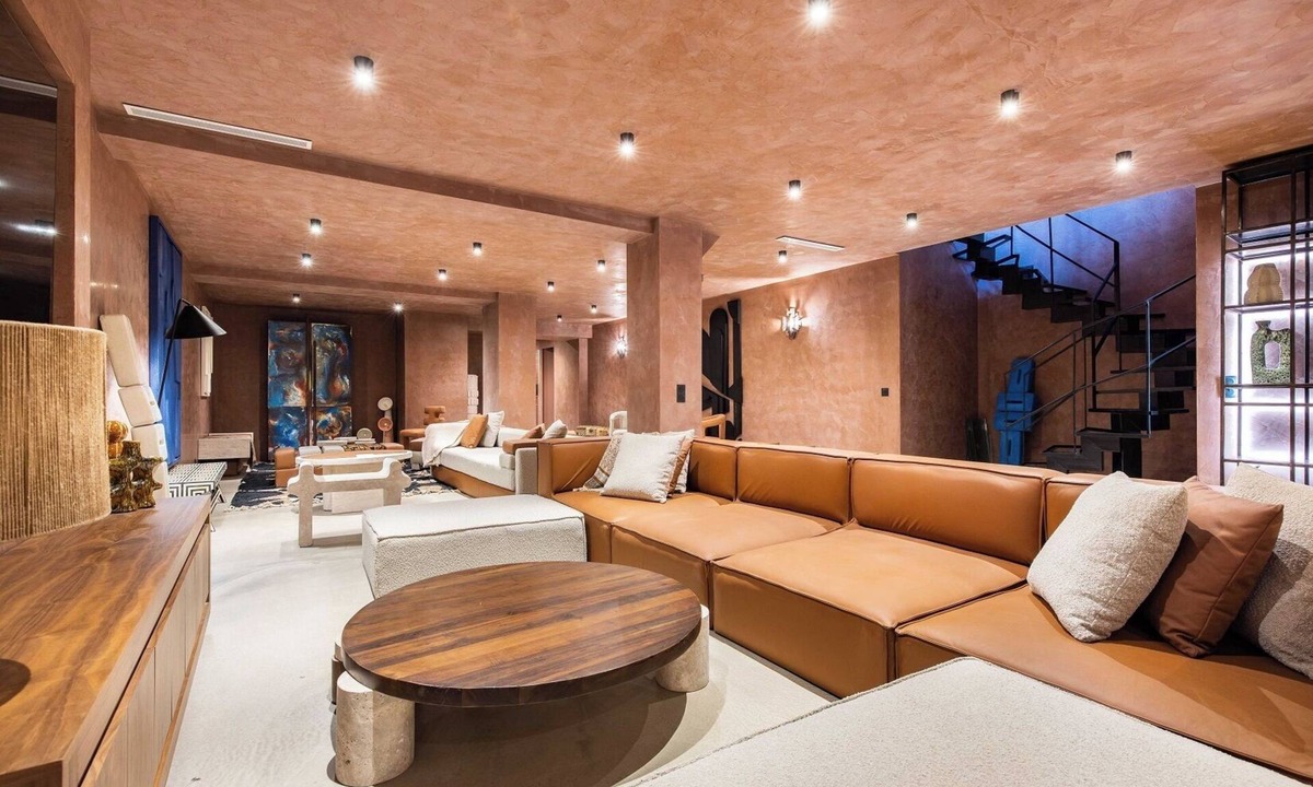 Bonne-Nouvelle Apartment | 350M² Exquisite Duplex Retreat On Rue St Denis