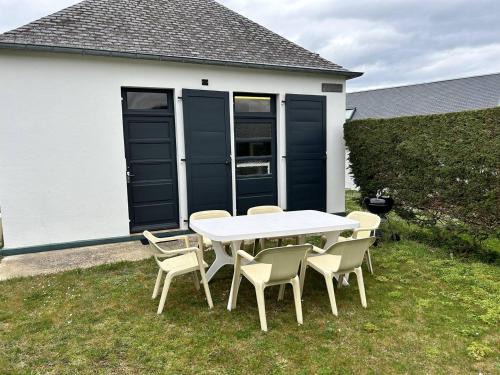 Erquy Villa | 480 - Maison de pêcheur à 50m de la Plage de Caroual