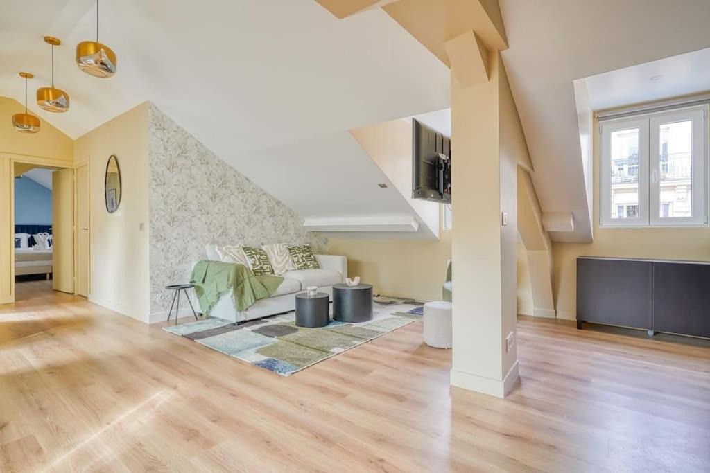 15th Arrondissement Apartment | 4G#Appart 8Pers # 3 Chambres # Commerce # Paris 15#AC