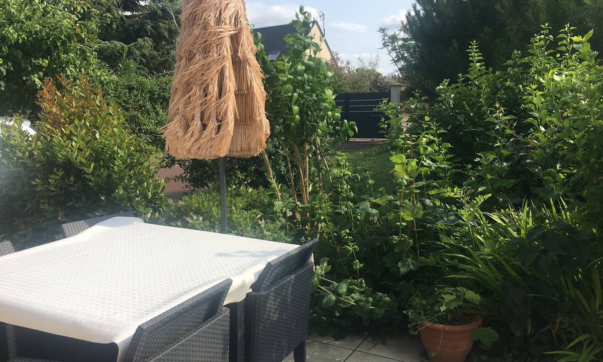 Lion-sur-Mer House | 5 minutes from the beach