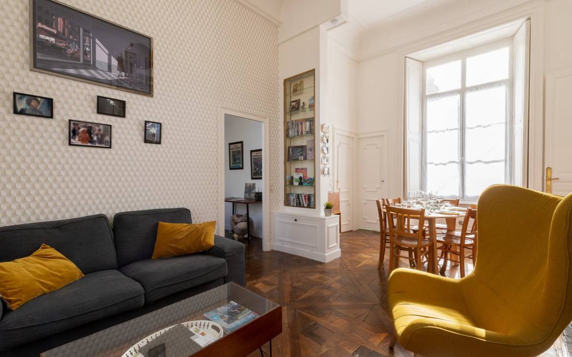 Carentan Apartment | 95 m² Apartment ∙ 3 bedrooms ∙ 8 guests