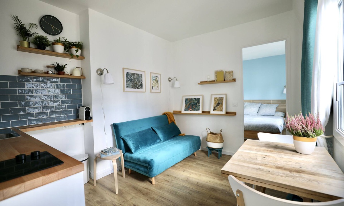 Quartier de la Goutte-d'Or Apartment | Amazing Sunny flat close to Montmartre