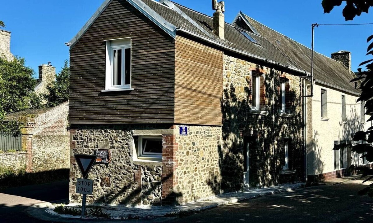 Agon-Coutainville Apartment | ANNEX FOR 4 PEOPLECLOSE TO BEACH AND SHOPS