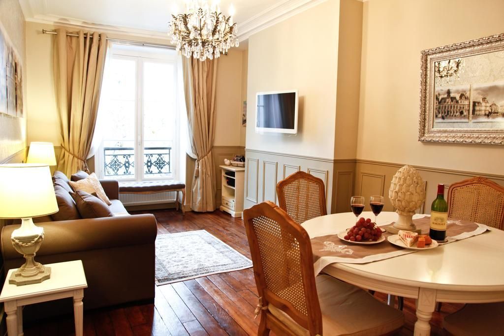 Quartier de la Plaine-de-Monceaux House | Apartment Arc de Triomphe