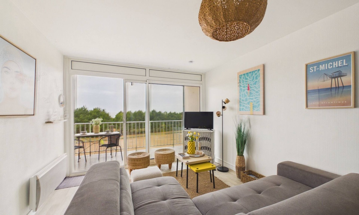 Saint-Brevin-les-Pins Apartment | Apartment facing the sea for 6 people