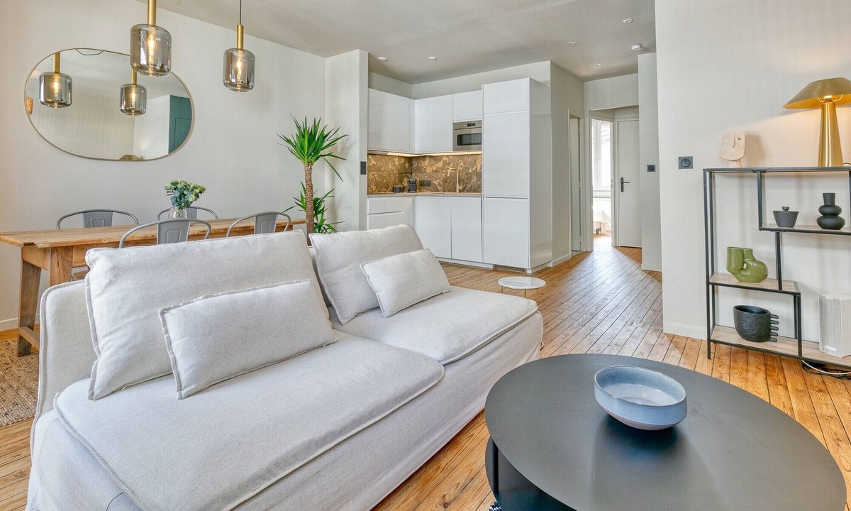 Pornichet Apartment | Apartment 'Le Dauphin' with Wi-Fi