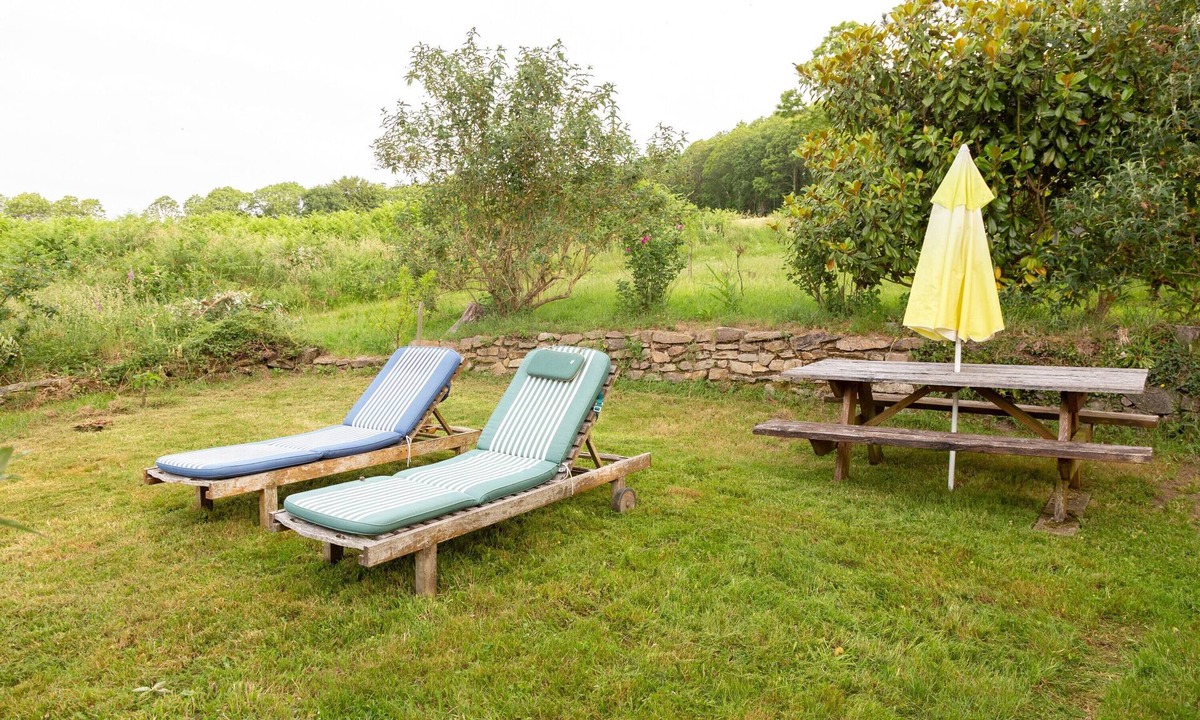 Bannalec Apartment | Apartment 'Ty Sterenn' with private garden, Wi-Fi and air conditioning