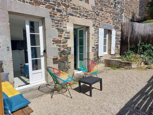 Binic Apartment | Appart 2, Charmant Plain pied, 200m du port
