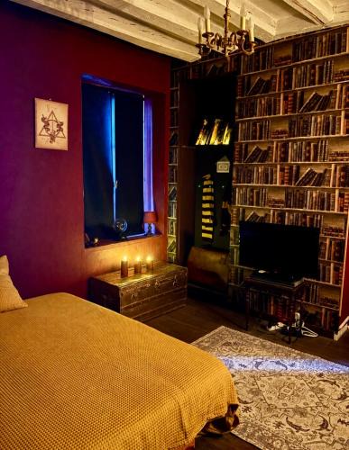 Ecommoy Apartment | Appartement du Sorcier