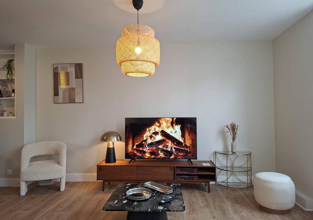 Chartres Apartment | Appartement Jehan de Beauce