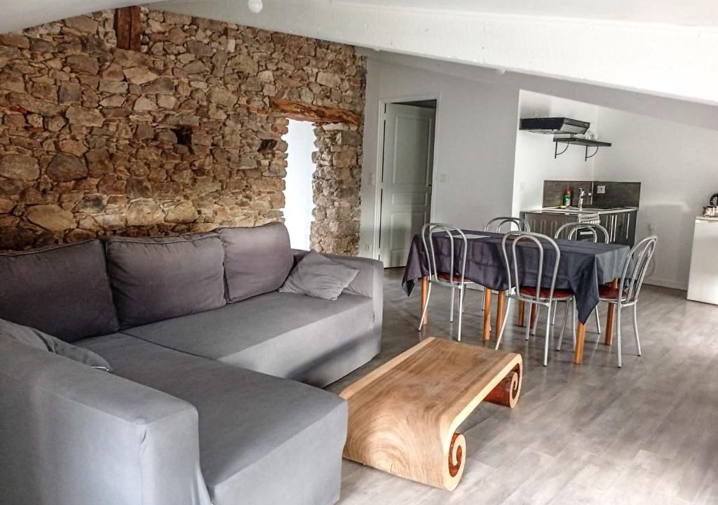 Clisson Apartment | Appartement plein de charme avec terrasse ensoleillée
