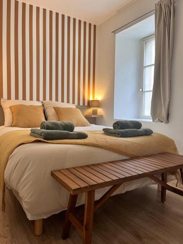 Dol-de-Bretagne Apartment | Appartement T3 lumineux - centre-ville dol de Bretagne - parking