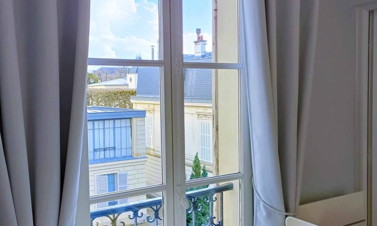 Clagny Glatigny Apartment | Au Petit Trianon Bleu