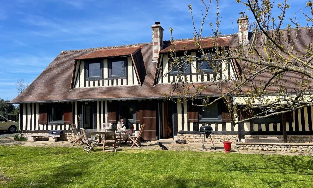 Saint-Samson-de-la-Roque House | Authentic Normandy farmhouse near a Seine nature reserve