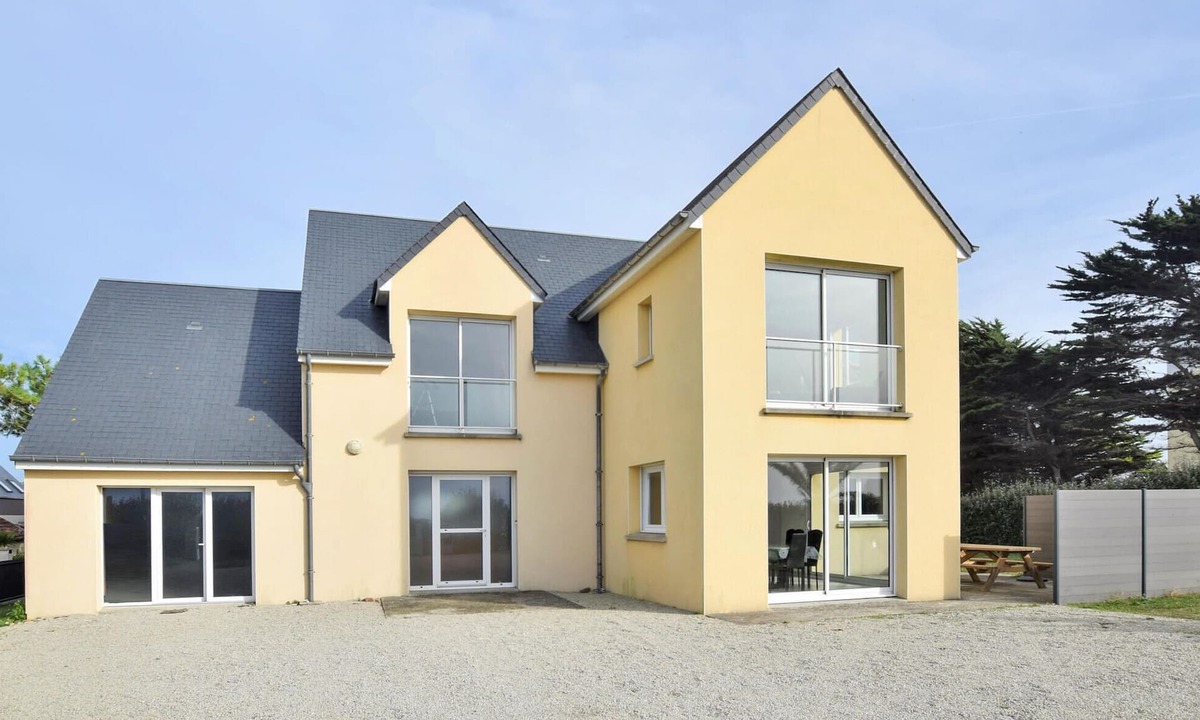 Saint-Germain-sur-Ay House | Awesome home in Saint-Germain-sur-Ay with WiFi
