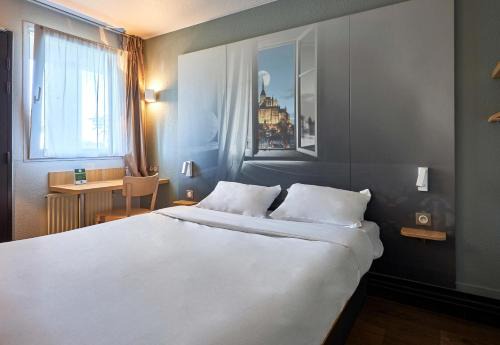 Le Val-Saint-Pere Hotel | B&B HOTEL AVRANCHES Baie du Mont St-Michel