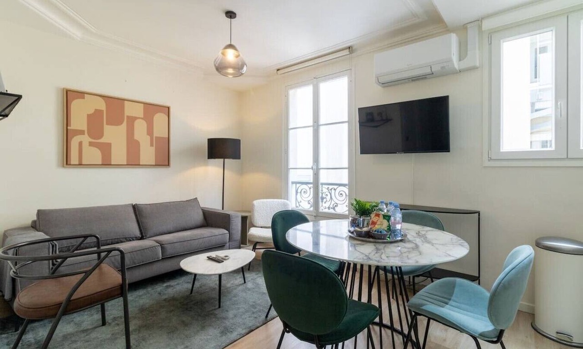Faubourg-du-Roule Apartment | B2. Two Bedrooms#Champs-Élysées#Arc de Triomphe#AC