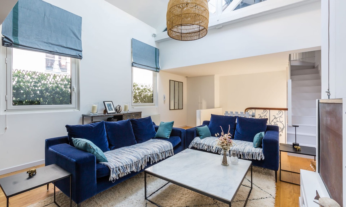 Batignolles House | Beautiful Blues in Batignolles, by Veeve