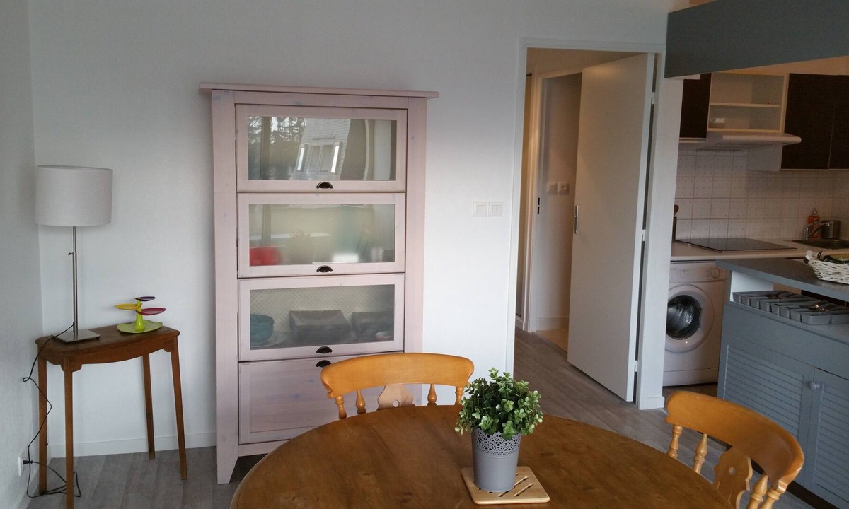 Bernieres-sur-Mer Apartment | Beautiful bright duplex 60m2 direct access landing beach
