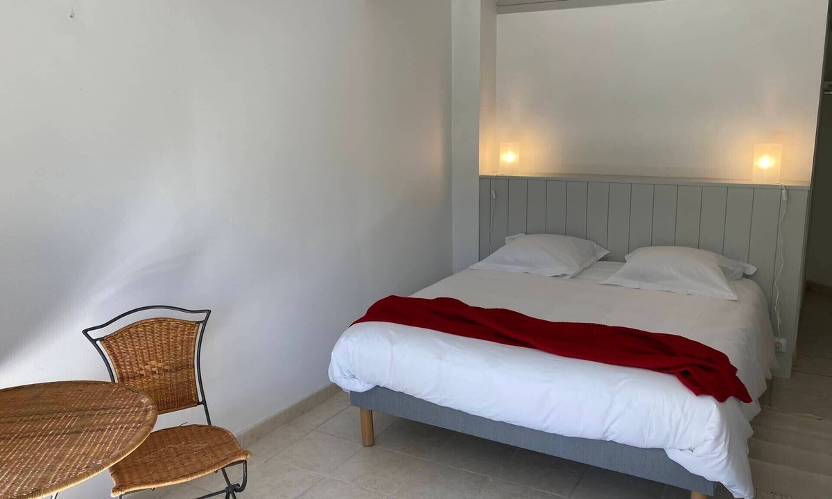 Penvenan Bed & Breakfast | Bed and Breakfast 'Ti Brao - Botrel' with Shared Garden and Wi-Fi