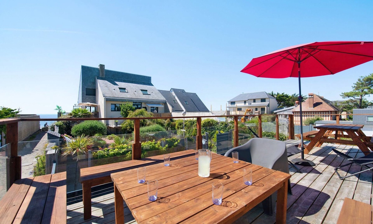 Saint-Martin de Brehal House | Bellevue Seaside Cottage – Steps from the Beach, Sea View, Terrace