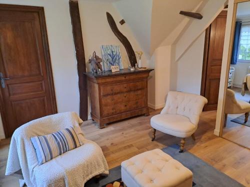 Bernay House | BERNAY Chambre avec Salon, salle d'eau privative et entrée indépendante