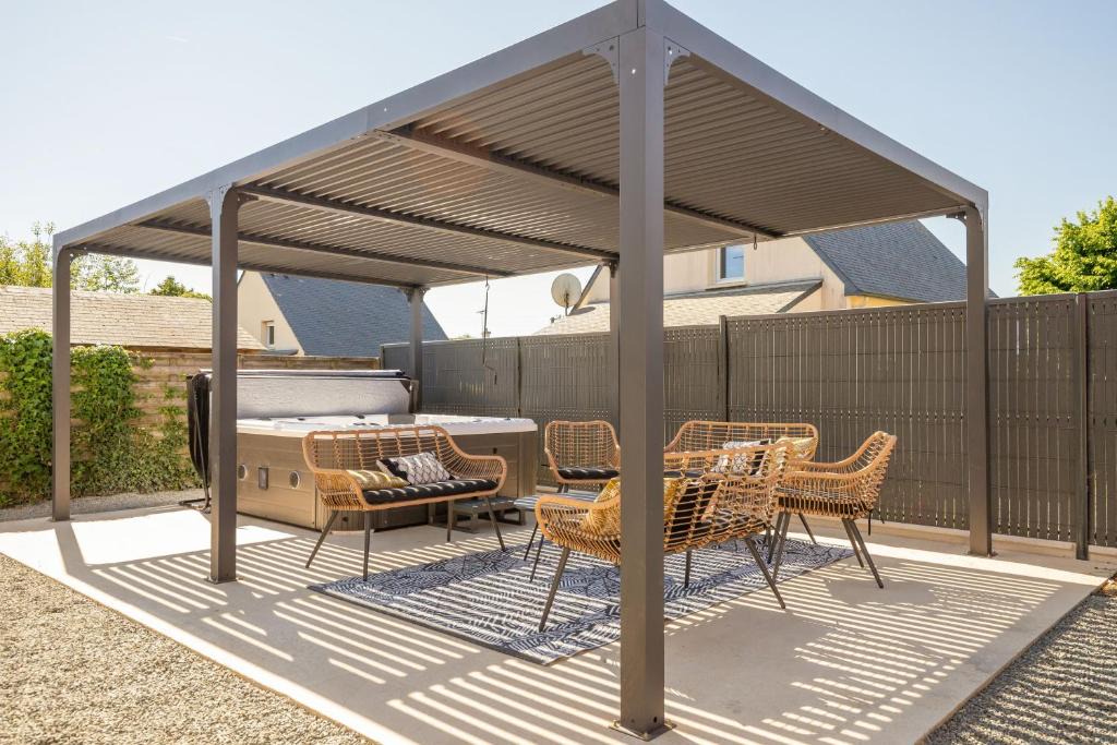 Plouezec House | Bohemia - Jacuzzi