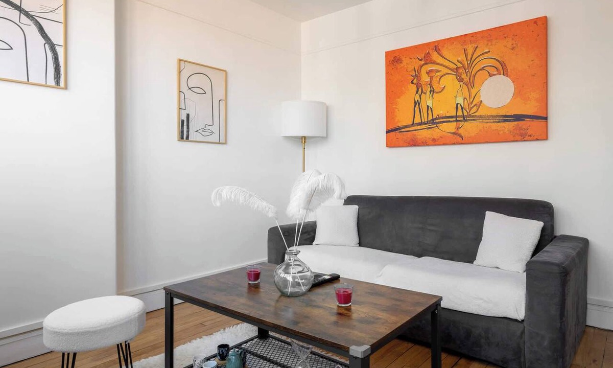 Quartier de Javel Apartment | Bright 1BDR Retreat in Paris 15th