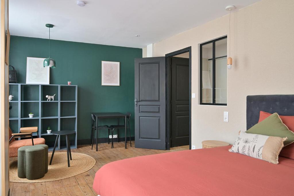 Montivilliers Apartment | Brunhilde