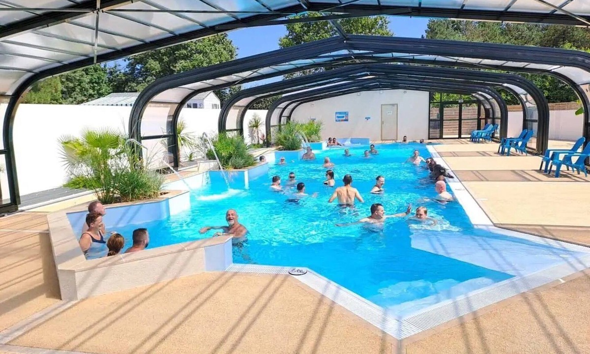 Saint-Christophe-du-Ligneron House | Camping 4 étoiles - Piscine - ccbg0gb