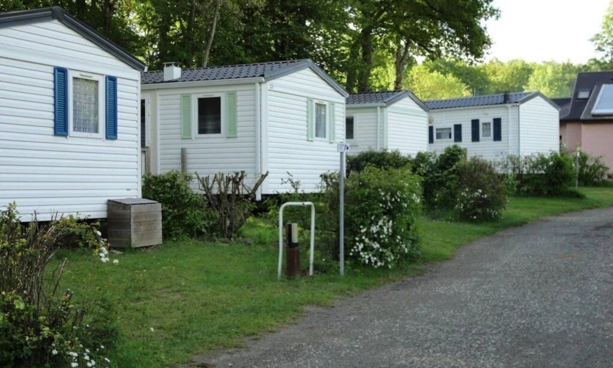 Illiers-Combray House | Camping 3 étoiles - Piscine - ccbgadb