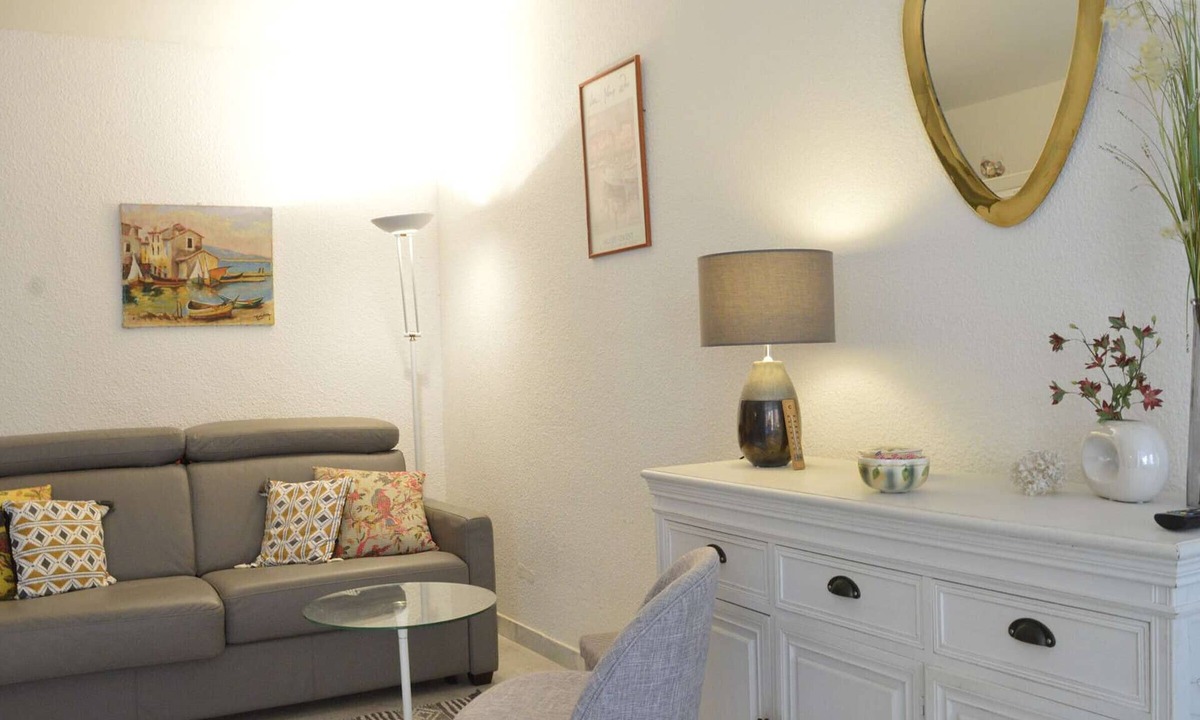 Cap d'Agde Apartment | Cap d'Agde - 2-Room Apt, Sleeps 4, Parking, 800m from Beach