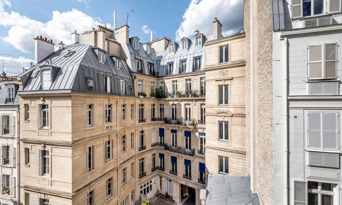 Saint-Thomas-d'Aquin Apartment | Capturing the elegance, spirit & uniqueness of Saint-Germain-des-Prés.
