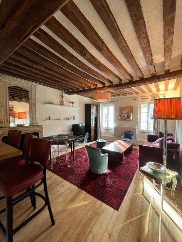 Centre Ancien Apartment | Centre Caen duplex ventilé, wifi, 5 pers avec Vayny