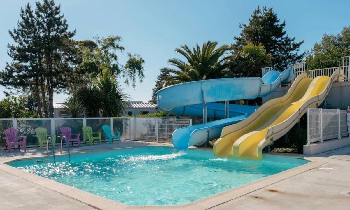 Guidel-Plages Ski Chalet | Chalet 4 étoiles - Parc aquatique - ccbg0bg