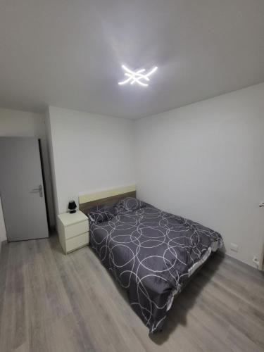 Le Mans Metropole Apartment | Chambre neuve dans un appartement partagé à 10 minutes du circuit