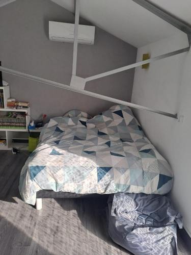 Miroir - Batignolles Bed & Breakfast | Chambres proche gare centre ville