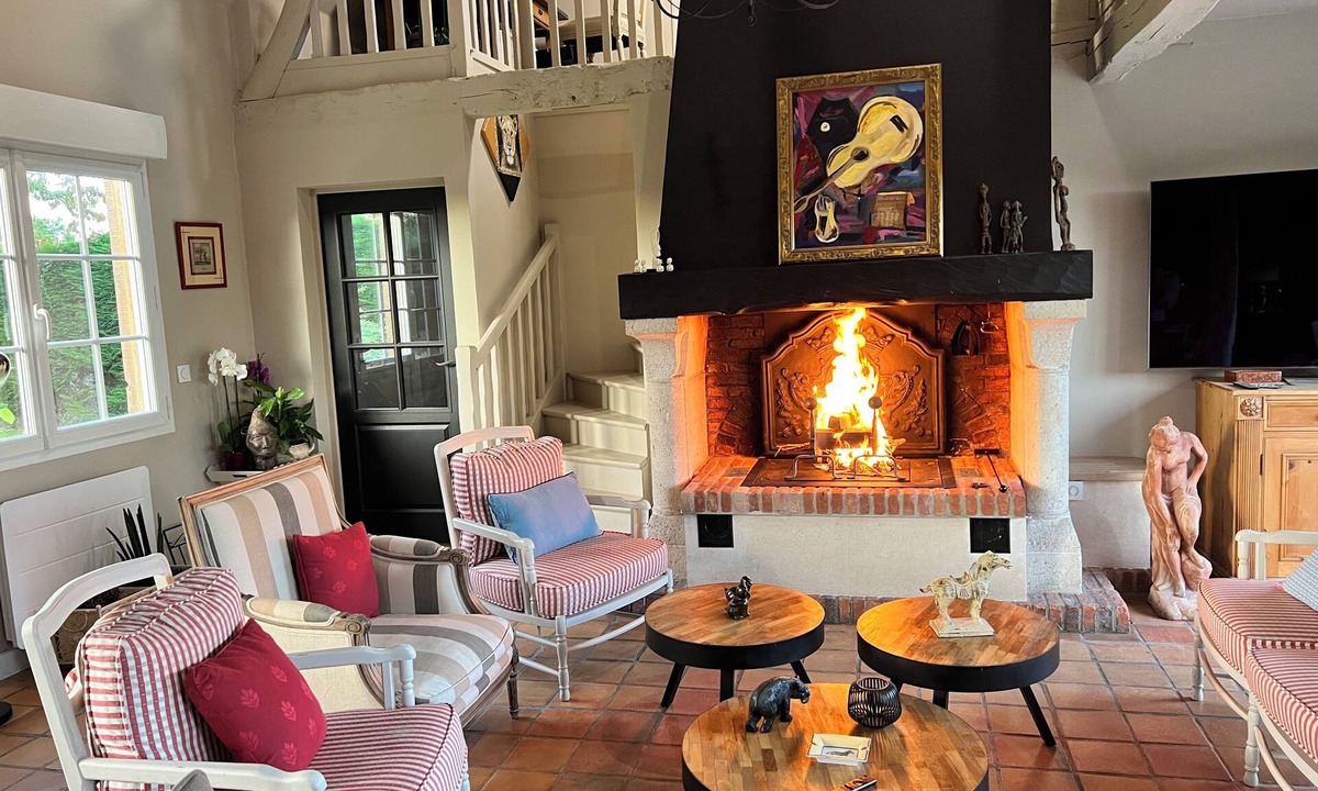 Sauqueville House | Character House with 3000 m² Garden, Alabaster Coast