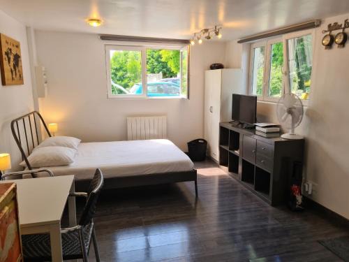 Saint-Ay Apartment | Charmant studio à Saint-Ay, 25 m², avec vue sur le jardin