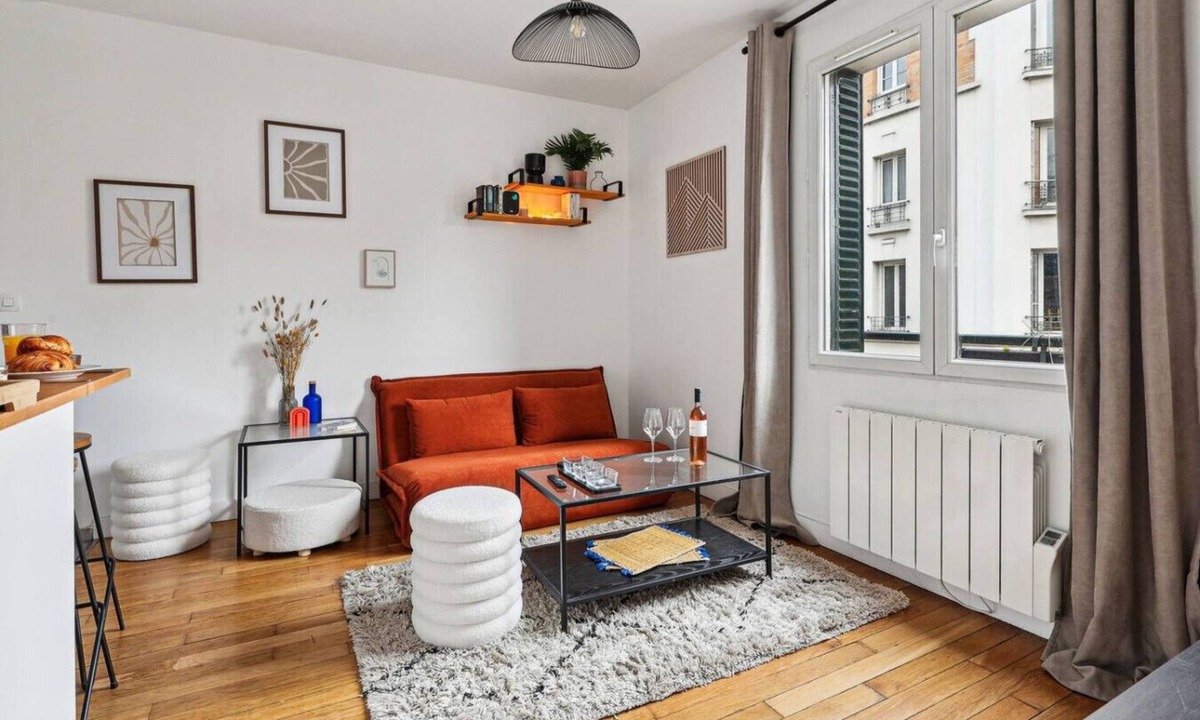 Les Puces de Saint-Ouen Apartment | Charming apartment near Montmartre
