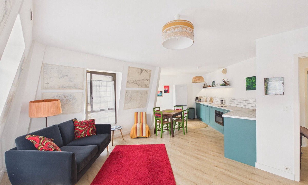 Pont-l'Abbe Apartment | Charming apartment in the city center for 4 people