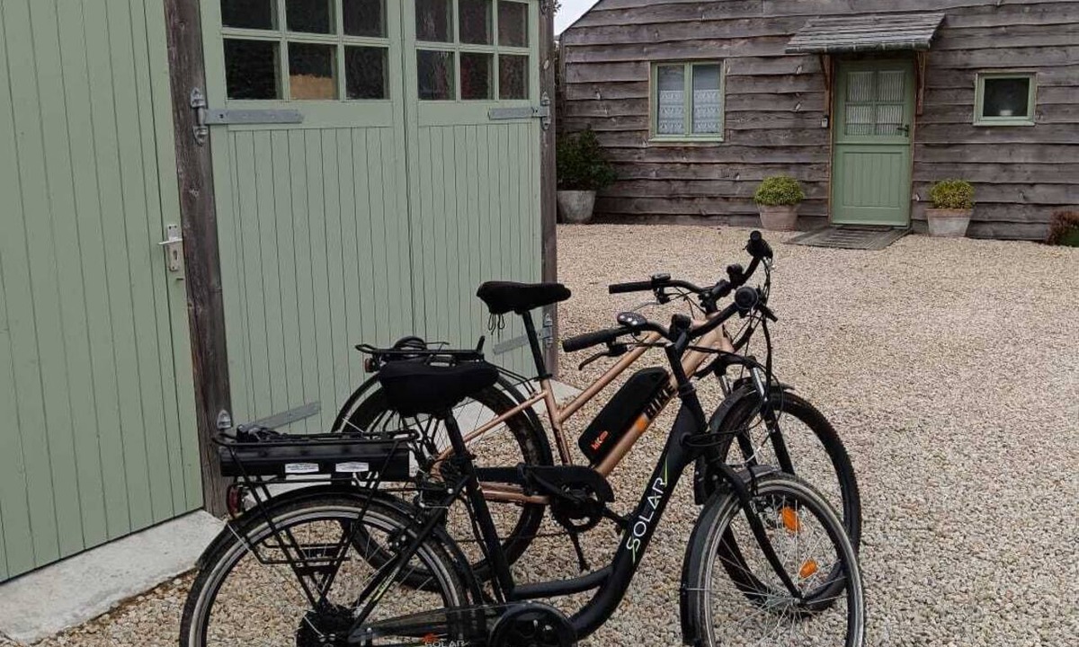 Megrit House | Charming Countryside Chalet